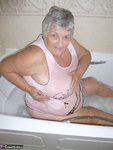 Grandma Libby. Bath Time Free Pic 10