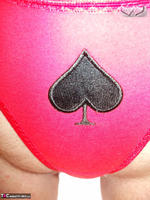 Busty Bliss. Playing With The Queen Of Spades Free Pic 3