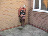 Chrissy UK. Cleaning The Windows In PVC Free Pic 2