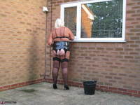 Chrissy UK. Cleaning The Windows In PVC Free Pic 9