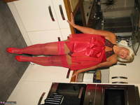 Chrissy UK. Lady In Red Free Pic 2
