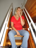 Sweet Susi. In The Stairwell Free Pic 2