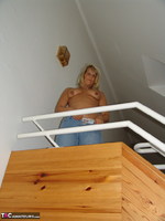 Sweet Susi. In The Stairwell Free Pic 9
