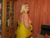 Chrissy UK. Showing My Bumps Pt2 Free Pic 6