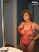 Busty Bliss. Fire Red Hot Stocking Baby Free Pic 5
