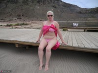 Barby. Life's A Beach Free Pic 1