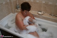 Kinky Carol. Lingerie Shaving Bathtime Pt3 Free Pic 9