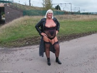 Went out for a nice drive flashing my stockings and lingerie to some truckers and a train driver. Love to hear your comm